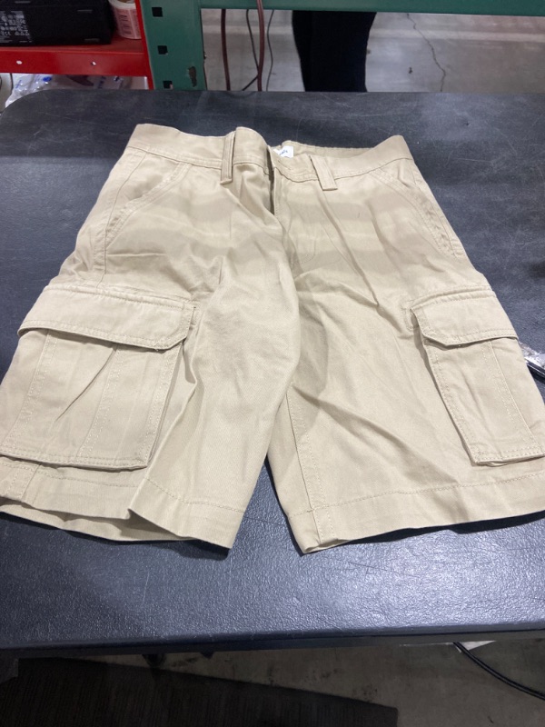 Photo 1 of AMAZON ESSENTIALS MEN SHORTS SIZE 30 