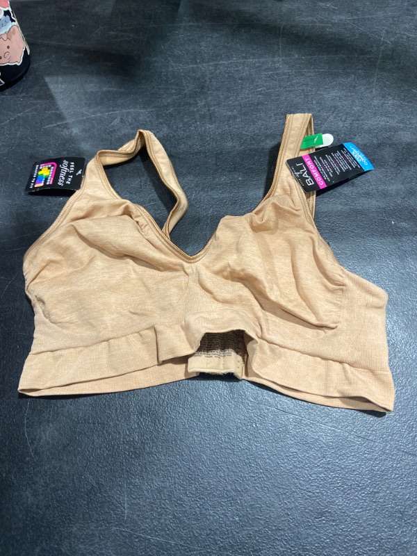 Photo 2 of Bali Comfort Revolution Wireless Bra, Full-Coverage Wireless Bra, Moisture-Wicking Wirefree Bra, Core Colors Large Sunbaked Beige Heather
BB L 