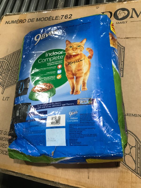 Photo 2 of 9Lives Dry Cat Food Indoor Complete 20 Pound (Pack of 1)--- best by 17feb2023