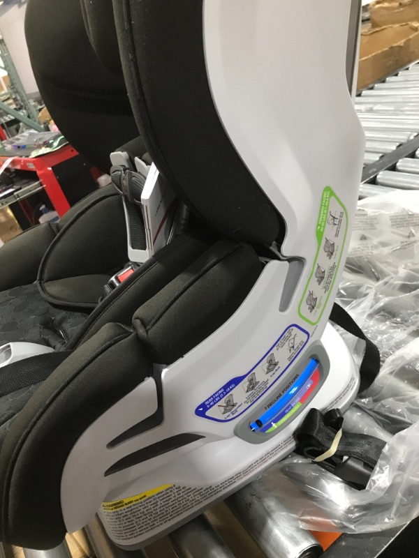 Photo 3 of Britax Boulevard ClickTight Convertible Car Seat - Circa