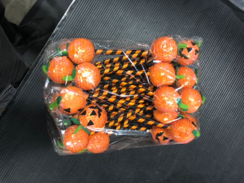 Photo 2 of 30 Pieces Halloween Pens Cute Pumpkin Rollerball Pen Novelty Ballpoint Pen 0.7 mm Pumpkin Writing Pen for Halloween Present Party Favors School Office Supplies
