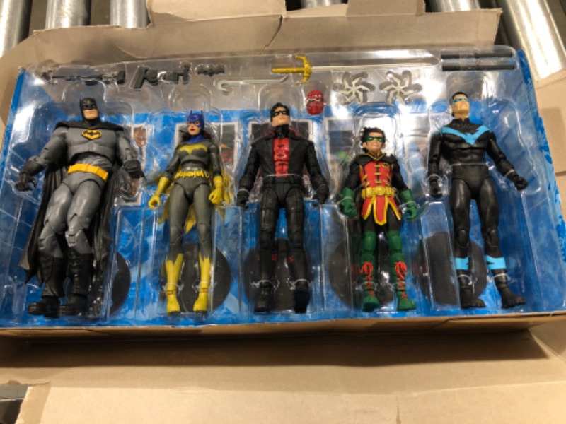 Photo 2 of DC Multiverse Multipack - BAT Family 5 Pack