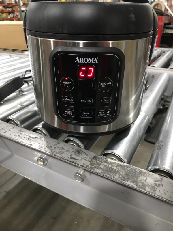 Photo 2 of aroma housewares arc-994sb rice & grain cooker slow cook, steam, oatmeal, risotto, 8-cup cooked/4-cup uncooked/2qt, stainless steel