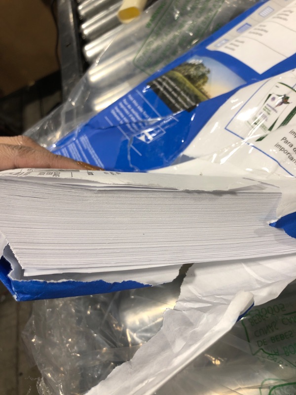 Photo 3 of Hammermill 86750 Great White Recycled Copy Paper, 92 Brightness, 20Lb, 11 X 17, 500 Sheets/Ream