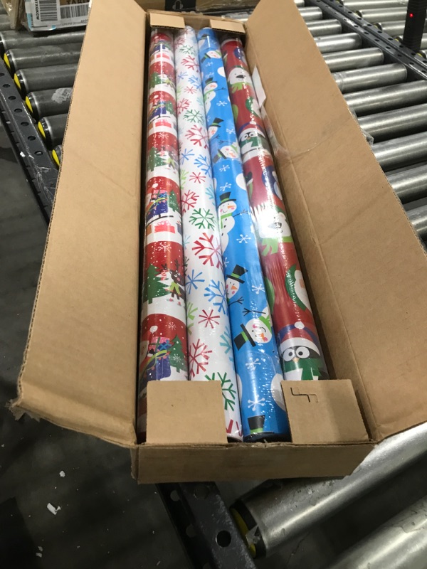 Photo 2 of American Greetings Christmas Reversible Wrapping Paper Bundle, Santa, Snowflakes and Snowmen (4 Rolls, 160 sq. ft.)