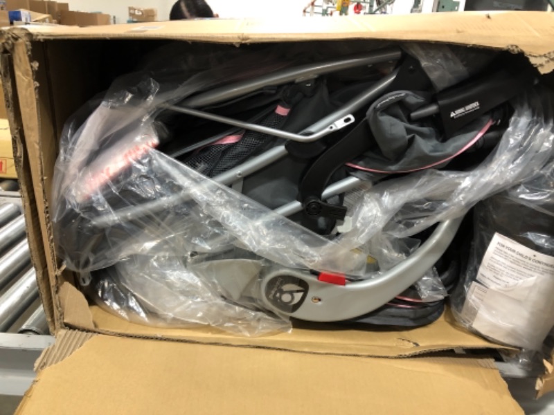 Photo 2 of Baby Trend Skyview Travel System - Flora