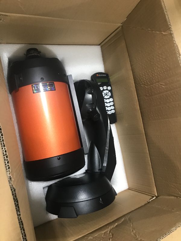 Photo 1 of Celestron - NexStar 6SE Telescope - Computerized Telescope for Beginners and Advanced Users - 6-Inch Primary Mirror & Zoom Eyepiece for Telescope - Versatile 8mm-24mm Zoom, 1.25" Eyepieces