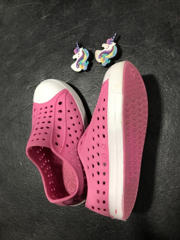 Photo 1 of 24 CHILDREN SHOES 