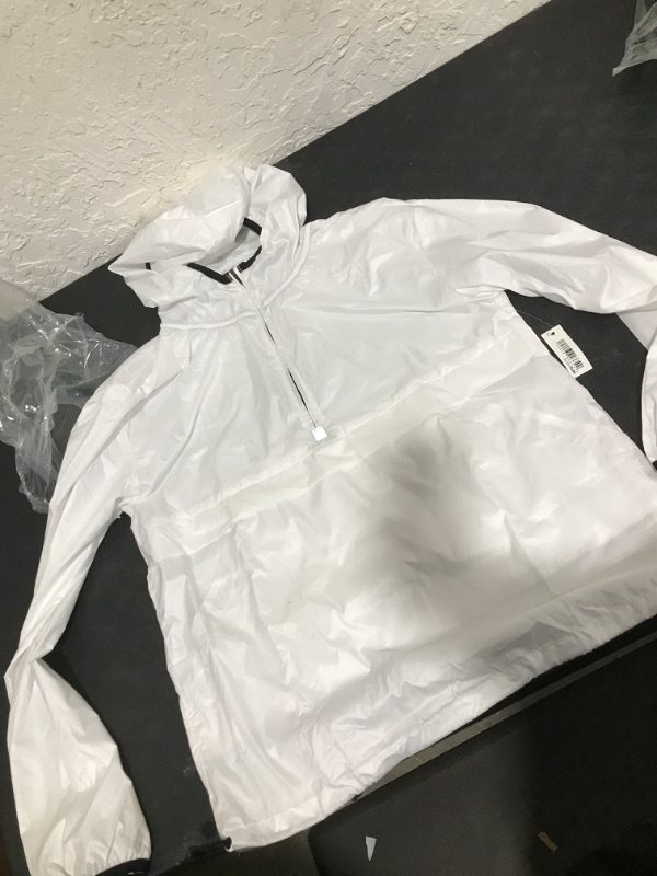 Photo 1 of AMAZON ESSENTIALS WHITE LIGHTWEIGHT WINDBREAKER SIZE S 