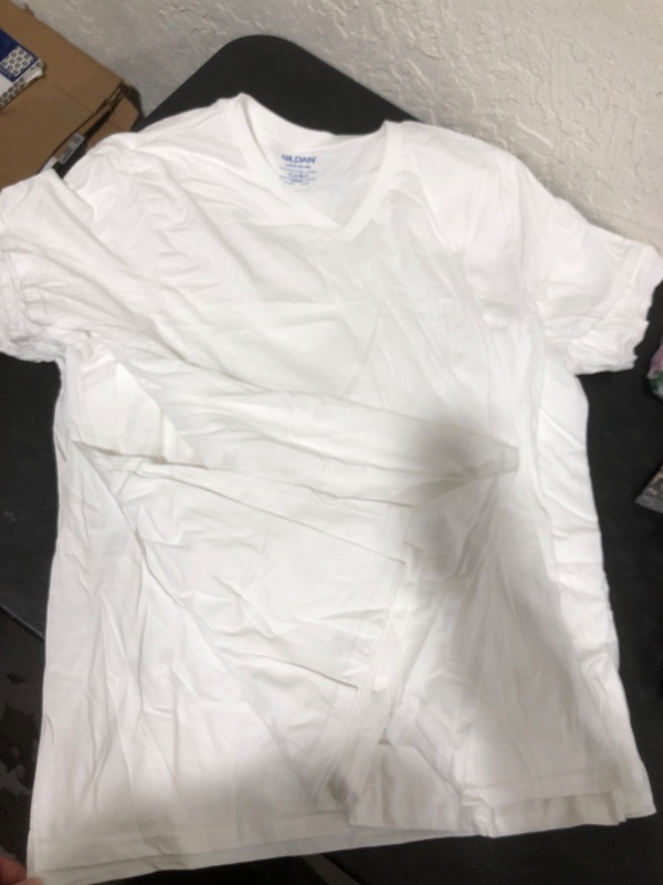 Photo 1 of 6 PACK WHITE GILDAN LIGHWEIGHT SHIRTS SIZE L 