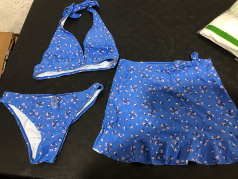 Photo 1 of 3 PIECE FLORAL SWIMSUIT SIZE XS