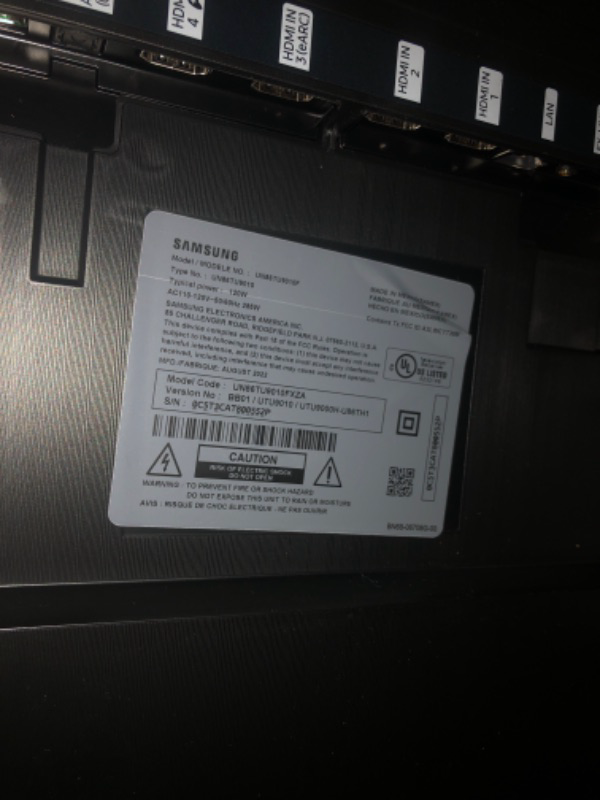 Photo 1 of SAMSUNG 86-Inch Class Crystal 4K UHD LED TU9010 Series HDR, AMD FreeSync, Borderless Design, Multi View Screen, Smart TV with Alexa Built-In (UN86TU9010FXZA, 2021 Model)
