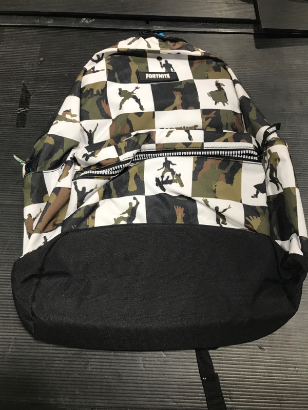 Photo 2 of 
FORTNITE Multiplier Backpack