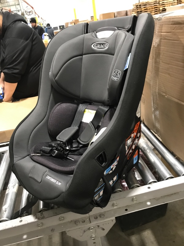 Photo 2 of Graco Contender Slim Convertible Car Seat in West Point Grey/black
