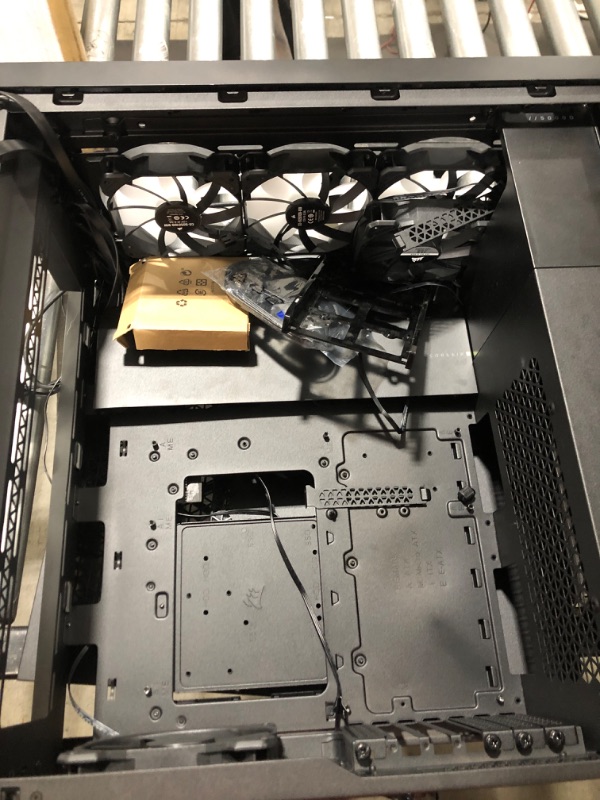 Photo 1 of Corsair 5000D Airflow Tempered Glass Mid-Tower ATX PC Case - Black