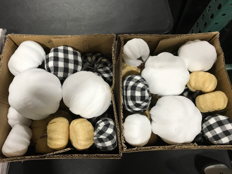 Photo 2 of 16 Pcs Artificial Pumpkins Assorted Fall Pumpkins White Pumpkins Burlap Pumpkins Rustic Pumpkins for Fall Harvest Thanksgiving Halloween Fireplace Decorations 2 Pack

