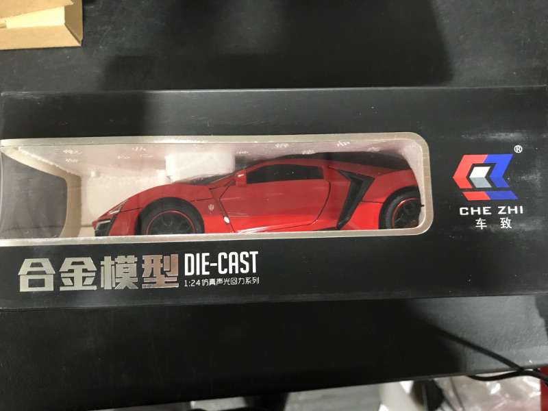 Photo 2 of BDTCTK 1/24 Lykan Hypersport Supercar Model Car, Zinc Alloy Pull Back Toy car with Sound and Light for Kids Boy Girl Gift(Red)
