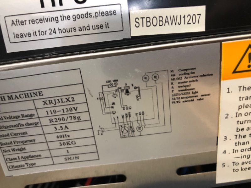 Photo 5 of VEVOR MARGARITA MACHINE 3LX2 TANK SLUSHY MACHINE COMMERCIAL 340 W FROZEN MARGARITA MACHINE MARGARITA MACHINE STRAIN LESS STEEL HOME SLUSH MACHINE BLACK