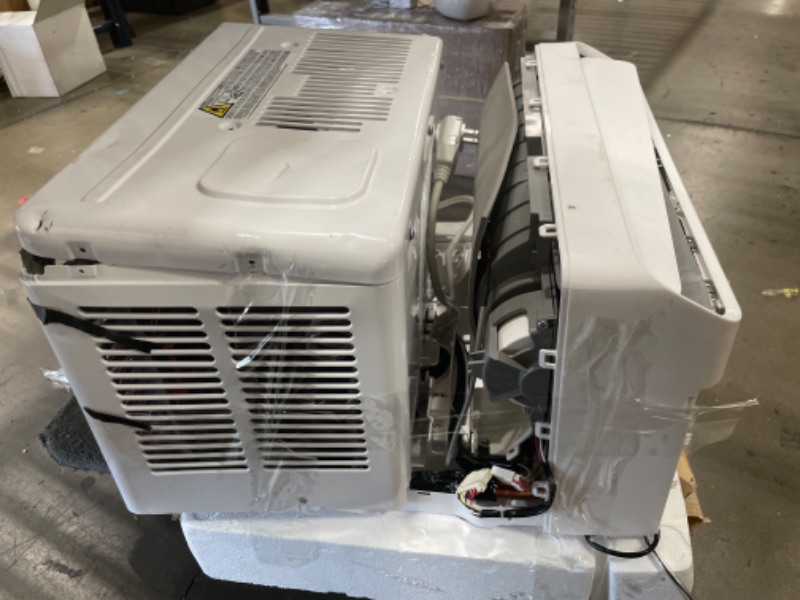 Photo 3 of DAMAGED//USED: Midea 12,000 BTU U-Shaped Smart Inverter Window Air Conditioner–Cools up to 550 Sq. Ft., Ultra Quiet with Open Window Flexibility, Works with Alexa/Google Assistant, 35% Energy Savings, Remote Control 19.17 x 21.97 x 13.46 inches

