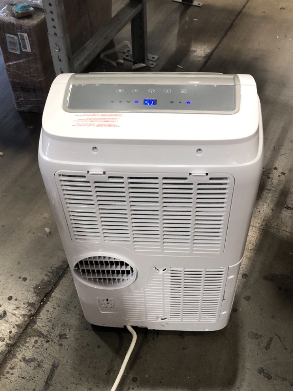 Photo 5 of USED: BLACK+DECKER 14,000 BTU Portable Air Conditioner with Remote Control, White
17.1 x 28.1 x 13.8 inches
