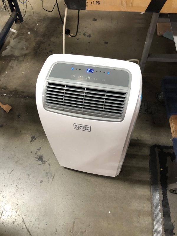 Photo 7 of BLACK+DECKER 5 000 BTU DOE (8 000 BTU ASHRAE) Portable Air Conditioner with Remote Control White
