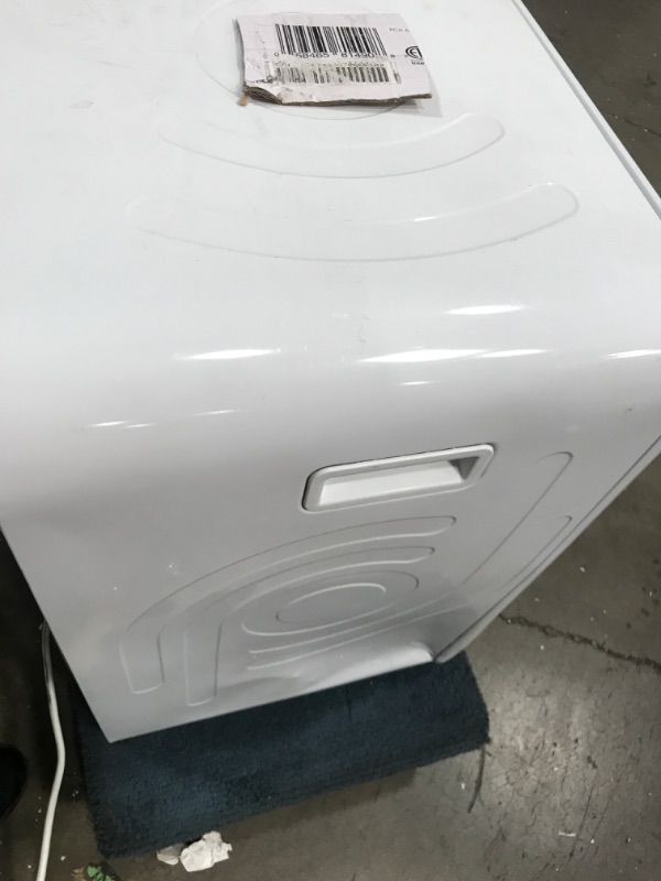 Photo 9 of (DAMAGED, DOES NOT FUNCTION)RCA 3.75-cu Ft.(13lbs.) Ventless Electric Apartment Size Dryer RDR323 White
