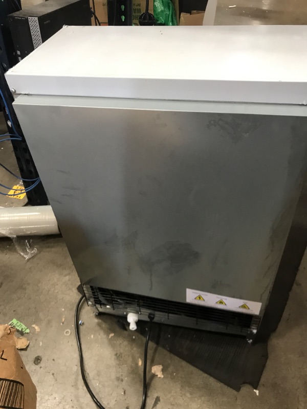 Photo 12 of DAMAGED, VEVOR 110V Commercial Ice Maker 80-90LBS/24H with 33LBS Bin, Full Heavy Duty Stainless Steel Construction, Automatic Operation
