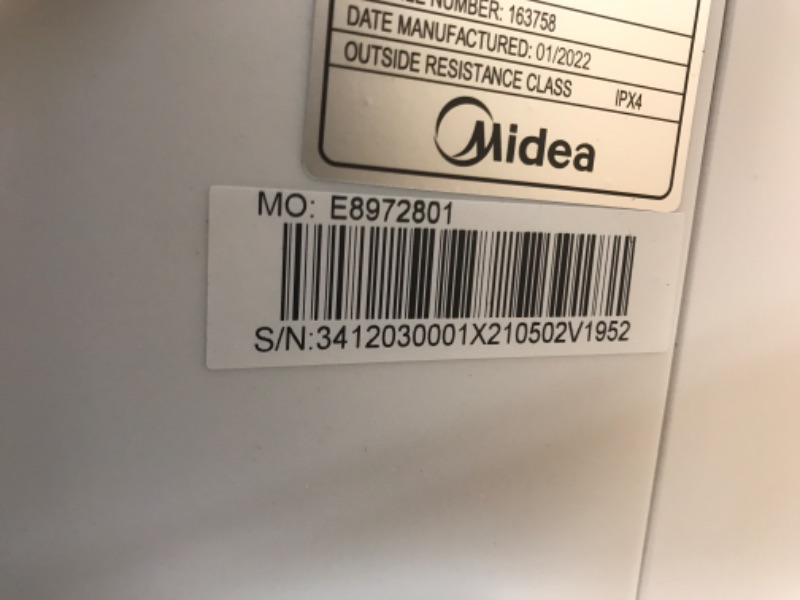 Photo 4 of TESTED POWERS ON*
Midea 12,000 BTU U-Shaped Smart Inverter Window Air Conditioner–Cools up to 550 Sq. Ft., Ultra Quiet with Open Window Flexibility, Works with Alexa/Google Assistant, 35% Energy Savings, Remote Control
