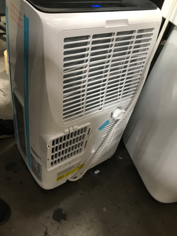 Photo 5 of TESTED POWERS ON*
DuraComfort Smart Portable Air Conditioners, 12000 BTU(Ashrae) /8150 BTU (SACC) Quiet AC Unit, Built-in Dehumidifier and Fan Modes, Mobile App, Cools up to 450 Sq. Ft, White
