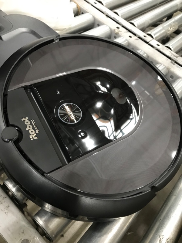 Photo 6 of IRobot Roomba I7+Robot Vacuum with Automatic Dirt Disposal - Wi-Fi Connected
