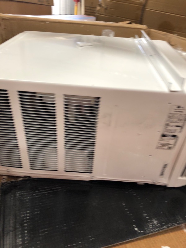 Photo 6 of ***PARTS ONLY*** LG Electronics Energy Star 9,500 BTU 115V Dual Inverter Window Air Conditioner LW1019IVSM with Wi-Fi Control