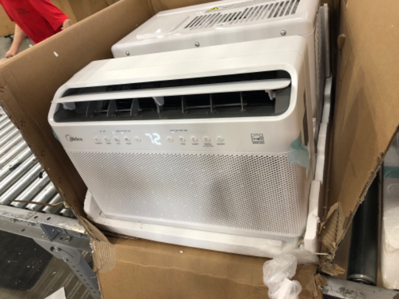 Photo 3 of Midea  450-sq ft Window Air Conditioner (115-Volt; 10000-BTU) ENERGY STAR
