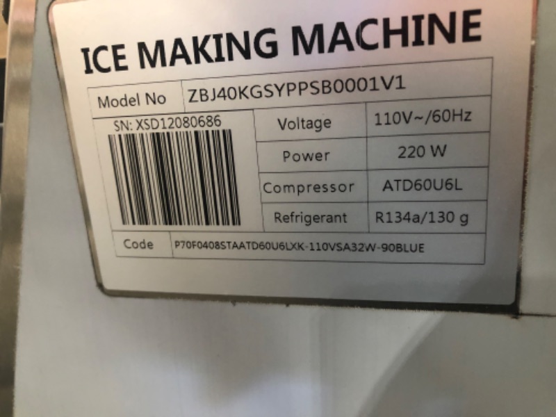 Photo 1 of VEVOR 80 - 90 lb. / 24 H Commercial Ice Maker with 33 lb. Storage Bin Freestanding Ice Machine in Silver