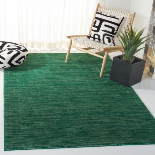 Photo 1 of *** STOCK PHOTO FOR REFERENCE ONLY***
5' x 5' Square DARK GREEN Area Rug