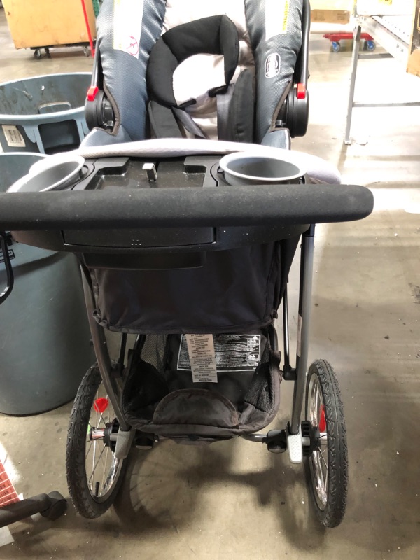 Photo 2 of Graco FastAction Fold Jogger Travel System | Includes the FastAction Fold Jogging Stroller and SnugRide 35 Infant Car Seat *** USED***