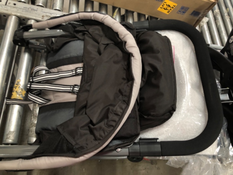 Photo 2 of Graco FastAction Fold Jogger Click Connect Travel System Jogging Stroller Gotham
