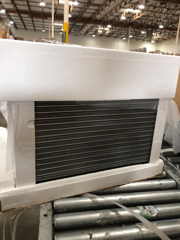 Photo 2 of 14,000 BTU 115-Volt Dual Inverter Smart Window Air Conditioner LW1522IVSM Cools 800 Sq. Ft. with Remote, 