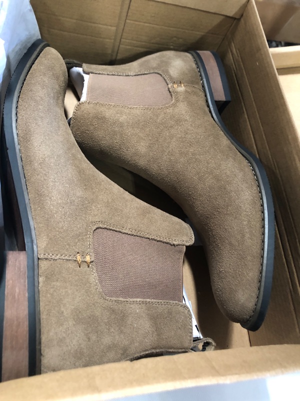 Photo 1 of Casual Slip-on Chelsea Boots for Men- SIZE: 9.5
