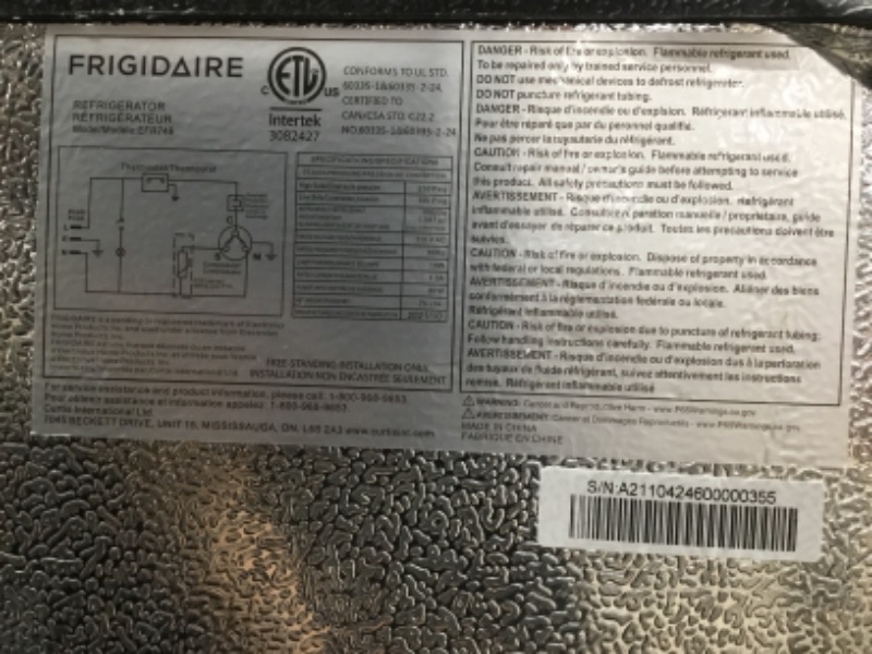 Photo 7 of (DAMAGED) Frigidaire 7.5 Cu. ft. Retro Refrigerator, Platinum Series, Stainless Look (EFR749)
**DOOR DAMAGED, DENTS**