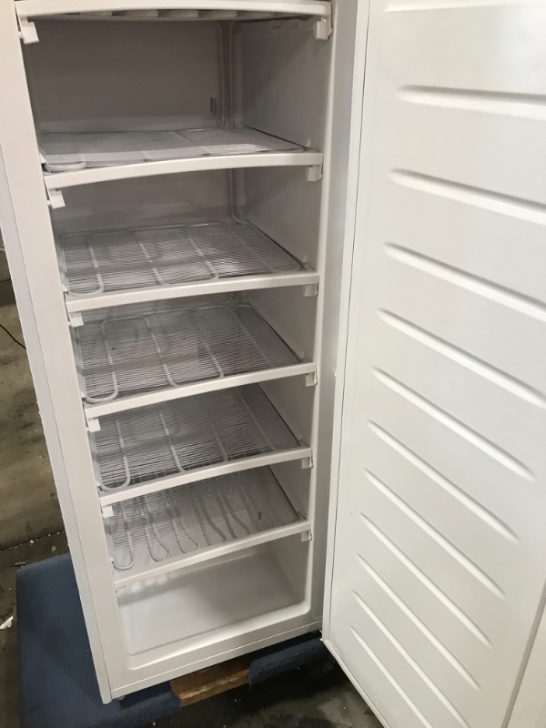 Photo 3 of RCA 6.5 Cu ft. Upright Freezer, White, RFRF690
