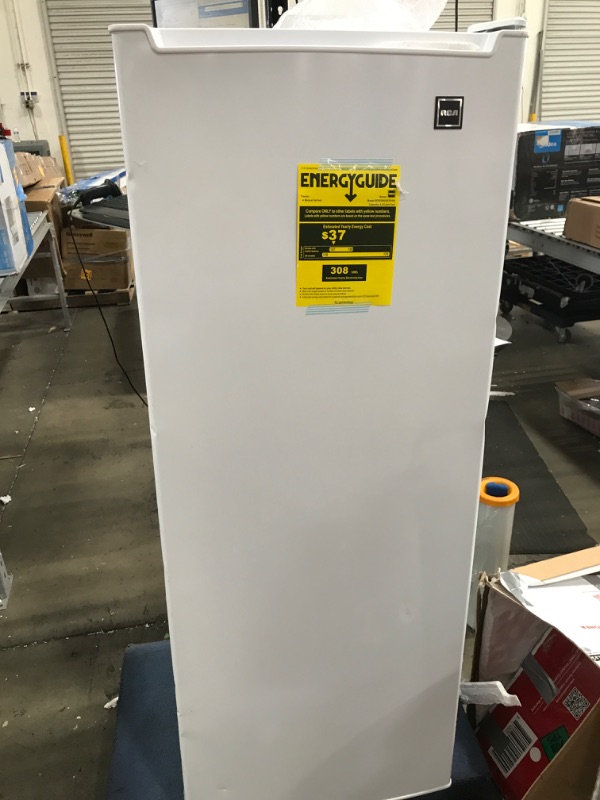 Photo 2 of RCA 6.5 Cu ft. Upright Freezer, White, RFRF690
