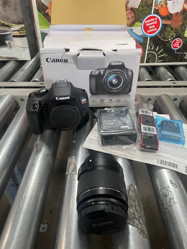 Photo 1 of Canon EOS Rebel T7 EF-S 18-55mm IS II Kit

