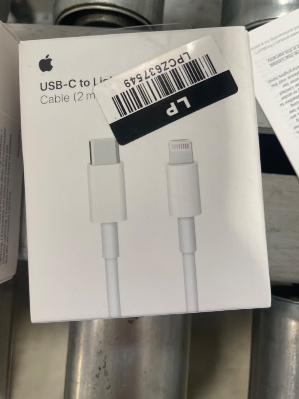 Photo 2 of Lightning to USB-C Cable (2 M)
