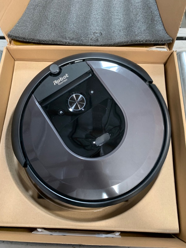 Photo 4 of iRobot Roomba i7+ (7550) Robot Vacuum with Automatic Dirt Disposal - Empties Itself for up to 60 days, Wi-Fi Connected, Smart Mapping, Works with Alexa, Ideal for Pet Hair, Carpets, Hard Floors, Black
