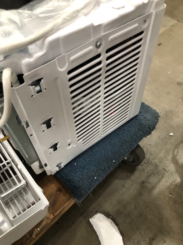 Photo 4 of ***PARTS ONLY** NON FUNCTIONAL*** MAJOR DAMAGE***
Midea 5000 BTU Window Air Conditioner with Mechanical Controls