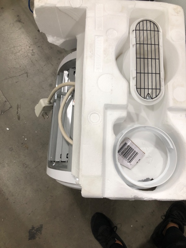 Photo 2 of *** PARTS ONLY*** NON FUNCTIONAL***
BLACK+DECKER 8,000 BTU DOE (14,000 BTU ASHRAE) Portable Air Conditioner with Remote Control, White ** MINOR COSMETIC DAMAGE***