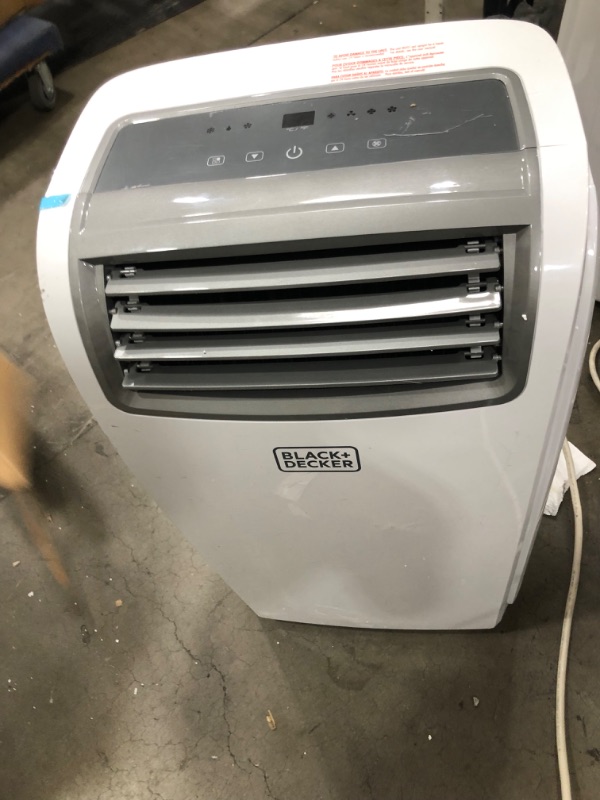 Photo 6 of *** PARTS ONLY*** NON FUNCTIONAL***
BLACK+DECKER 8,000 BTU DOE (14,000 BTU ASHRAE) Portable Air Conditioner with Remote Control, White ** MINOR COSMETIC DAMAGE***
