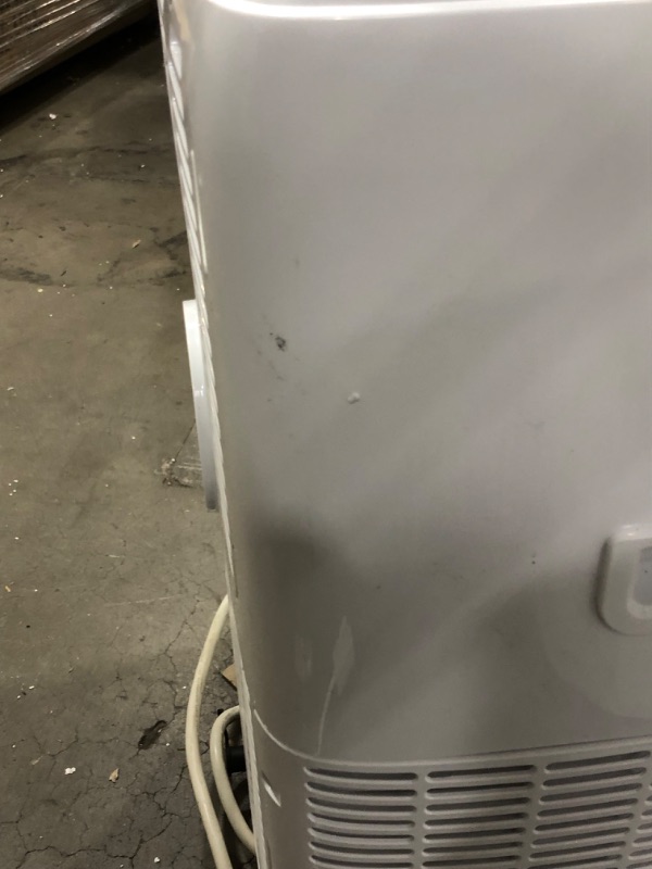 Photo 4 of BLACK+DECKER 8,000 BTU DOE (14,000 BTU ASHRAE) Portable Air Conditioner with Remote Control, White *** MINOR COSMETIC DAMAGE**