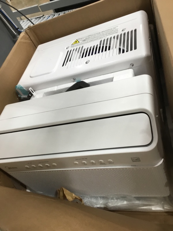 Photo 2 of ****NON-FUNCTIONAL/PARTS ONLY***
Midea 8 000 BTU Smart Inverter U-Shaped Window Air Conditioner 35% Energy Savings Extreme Quiet MAW08V1QWT
