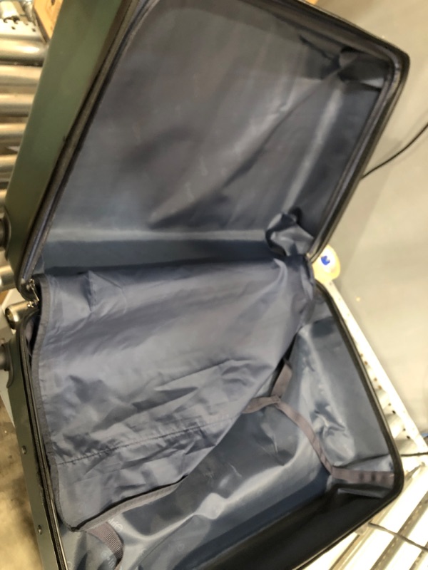 Photo 1 of COOLIFE Luggage 3 Piece Set Suitcase Spinner Hardshell Lightweight TSA Lock
(28" ONLY)